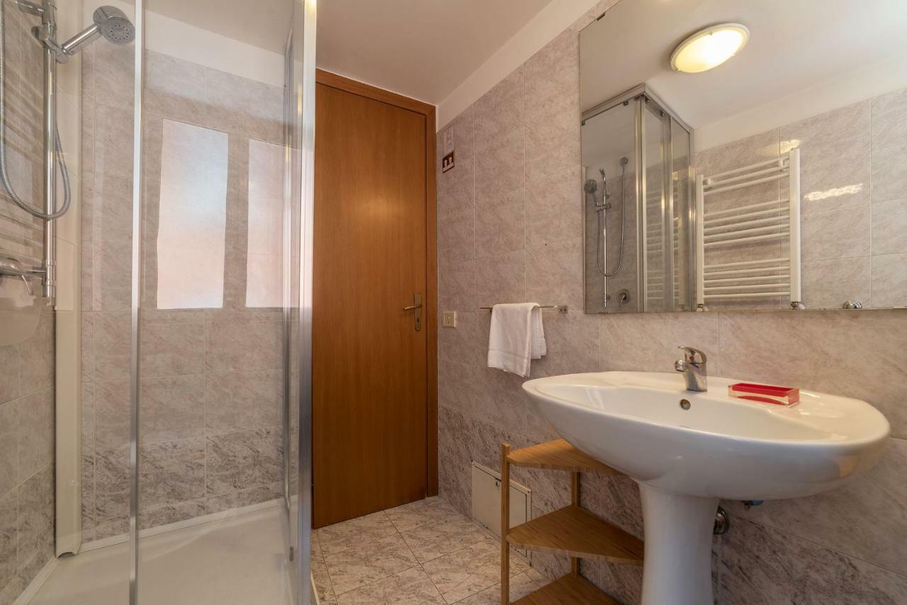 Casa Zeffiro - FromhometoRom Eksteriør billede